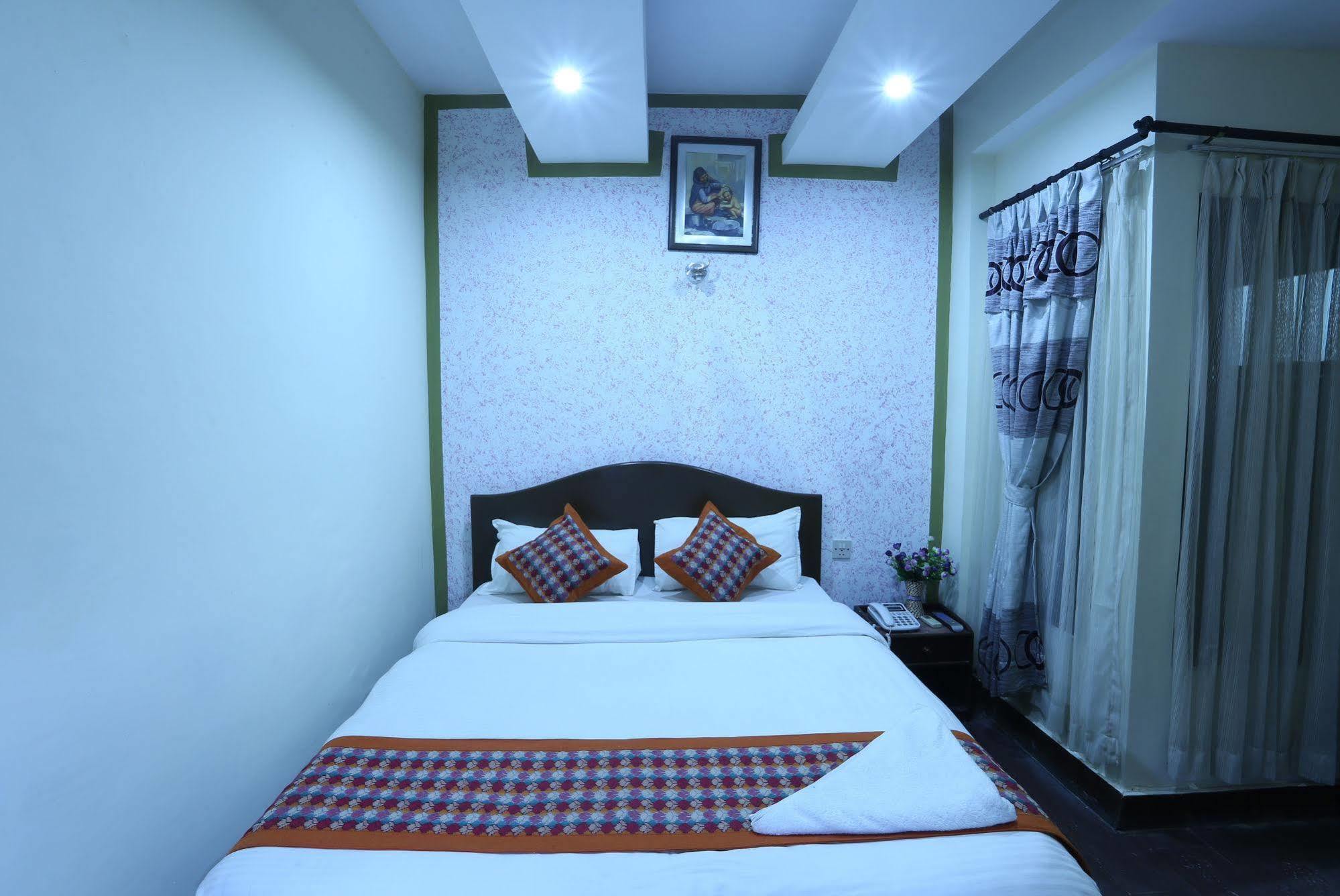 Oyo 153 Aster Hotel Nepal 加德满都 外观 照片