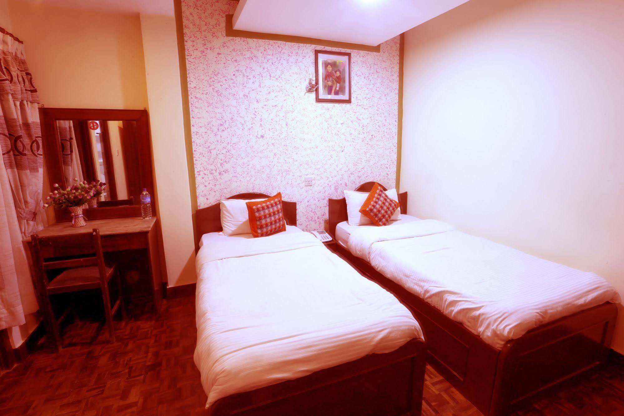 Oyo 153 Aster Hotel Nepal 加德满都 外观 照片