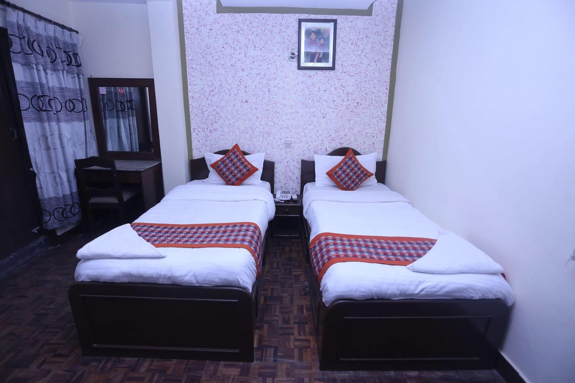 Oyo 153 Aster Hotel Nepal 加德满都 外观 照片