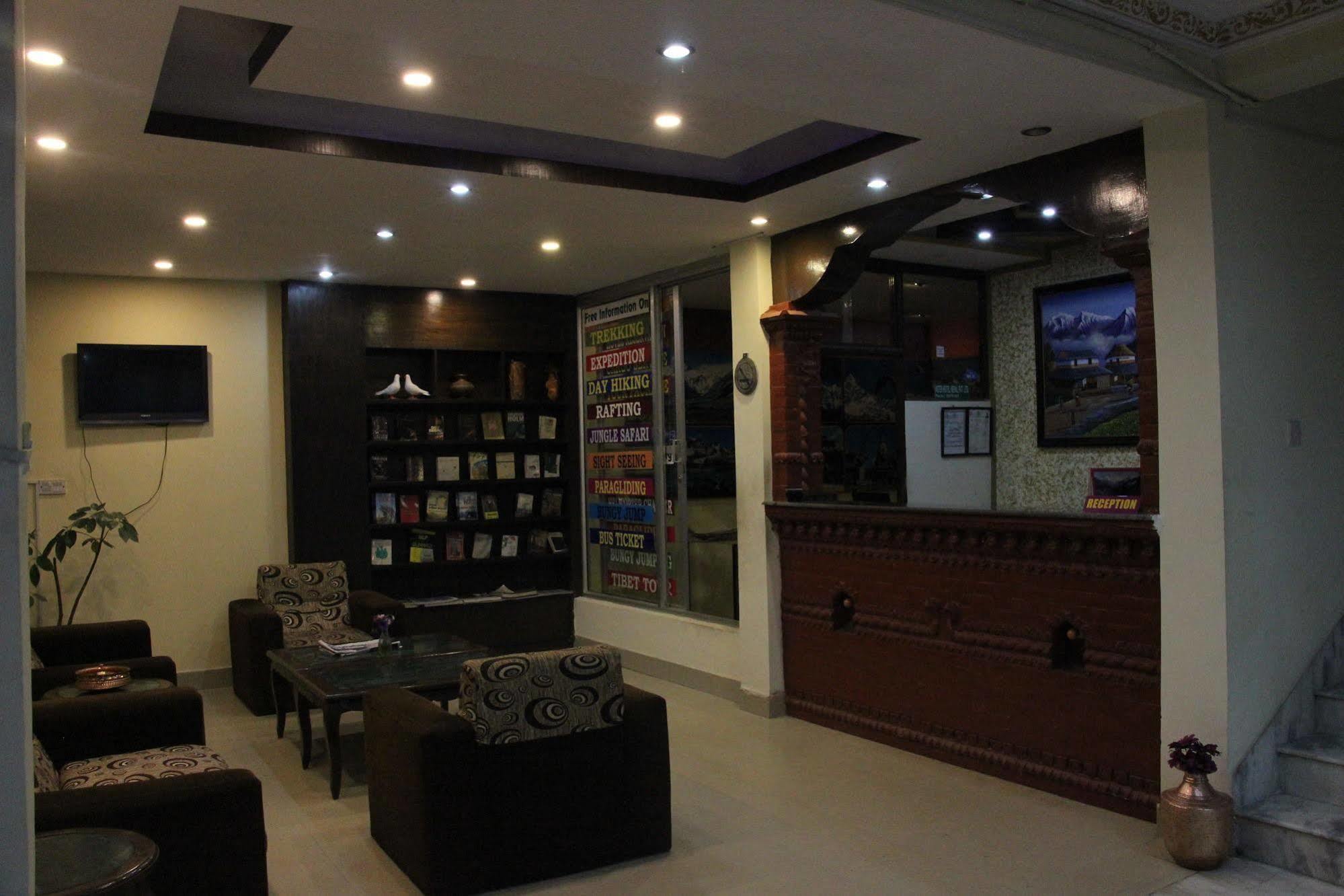 Oyo 153 Aster Hotel Nepal 加德满都 外观 照片